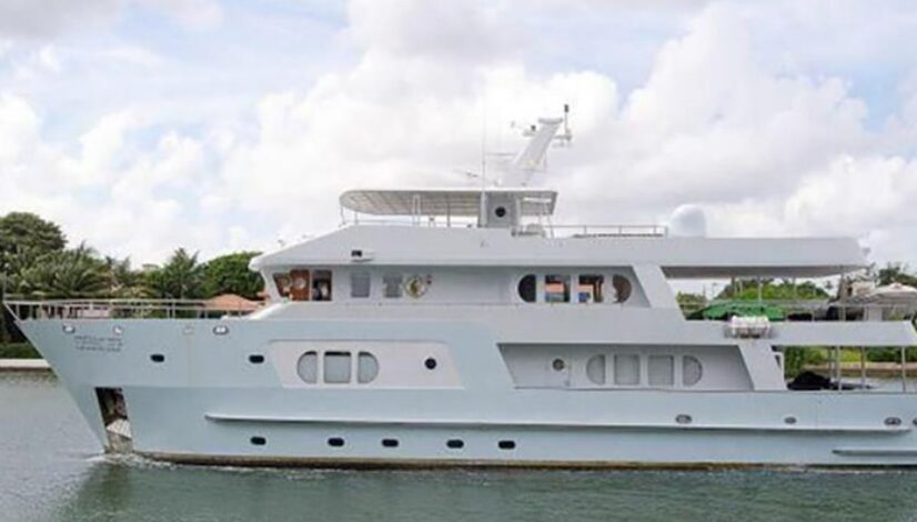 charter-kindness-to-the-world-yacht-1